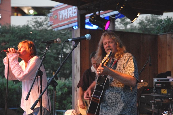 Dukes of Simpleton at Threadgills