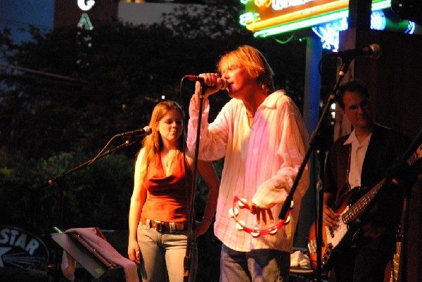 Dukes of Simpleton at Threadgills