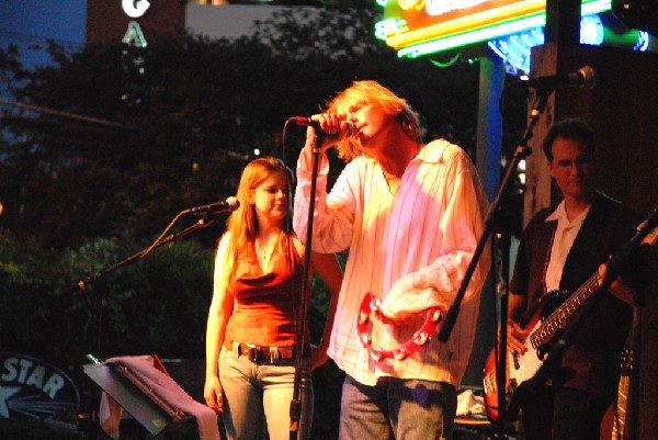 Dukes of Simpleton at Threadgills