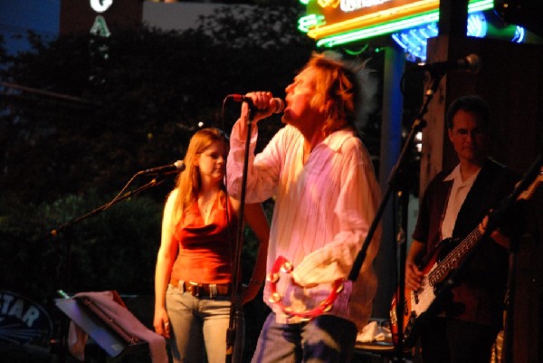 Dukes of Simpleton at Threadgills