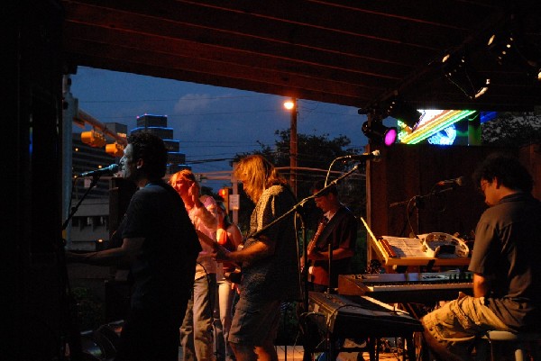 Dukes of Simpleton at Threadgills