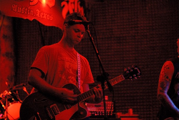 Knocked Out Stiffs at Red Eyed Fly, Austin