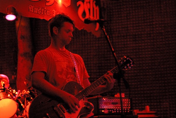 Knocked Out Stiffs at Red Eyed Fly, Austin