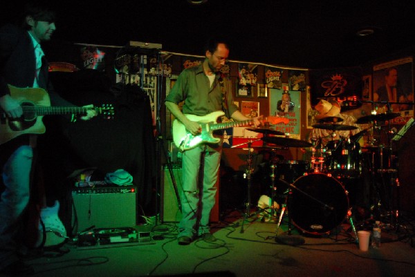 Paula Nelson Band at Poodies Hilltop Roadhouse, Spicewood Tx