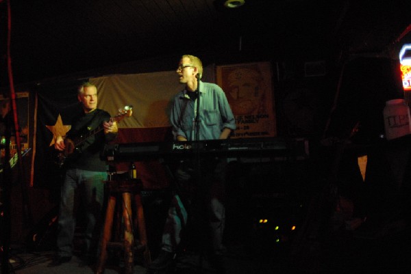 Paula Nelson Band at Poodies Hilltop Roadhouse, Spicewood Tx