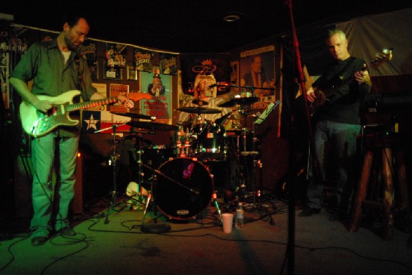 Paula Nelson Band at Poodies Hilltop Roadhouse, Spicewood Tx