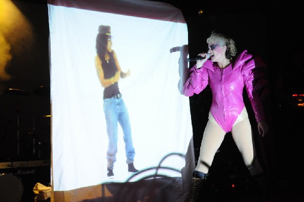 Peaches at Stubb's BarBQ, Austin, Texas - 10/31/09