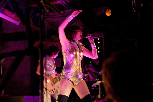 Peaches at Emos in Austin