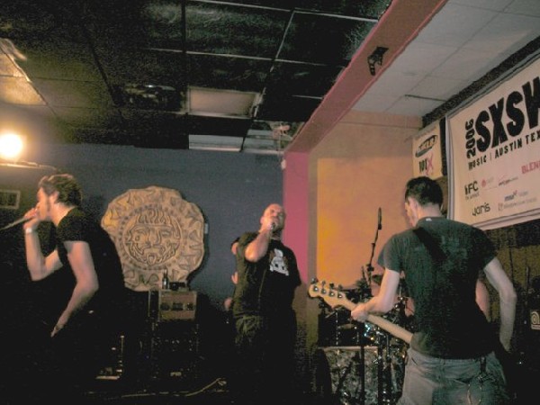 Linea 77 at SXSW 2006