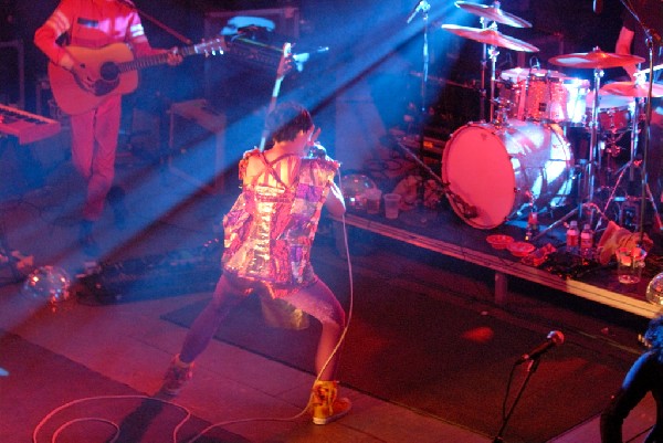 Yeah Yeah Yeahs at Stubb's BarBQ, Austin, Tx