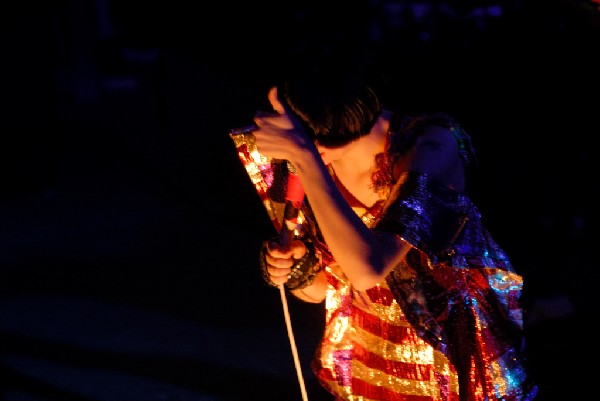 Yeah Yeah Yeahs at Stubb's BarBQ, Austin, Tx