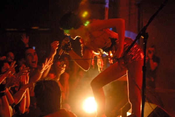 Yeah Yeah Yeahs at Stubb's BarBQ, Austin, Tx