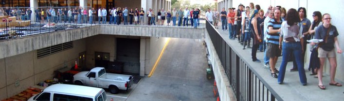 Lucky Foo Fighters ticket holders lined up to enter the KLRU studio